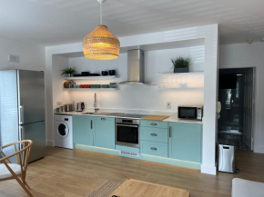 2 Bedroom Apartment Central Town Location